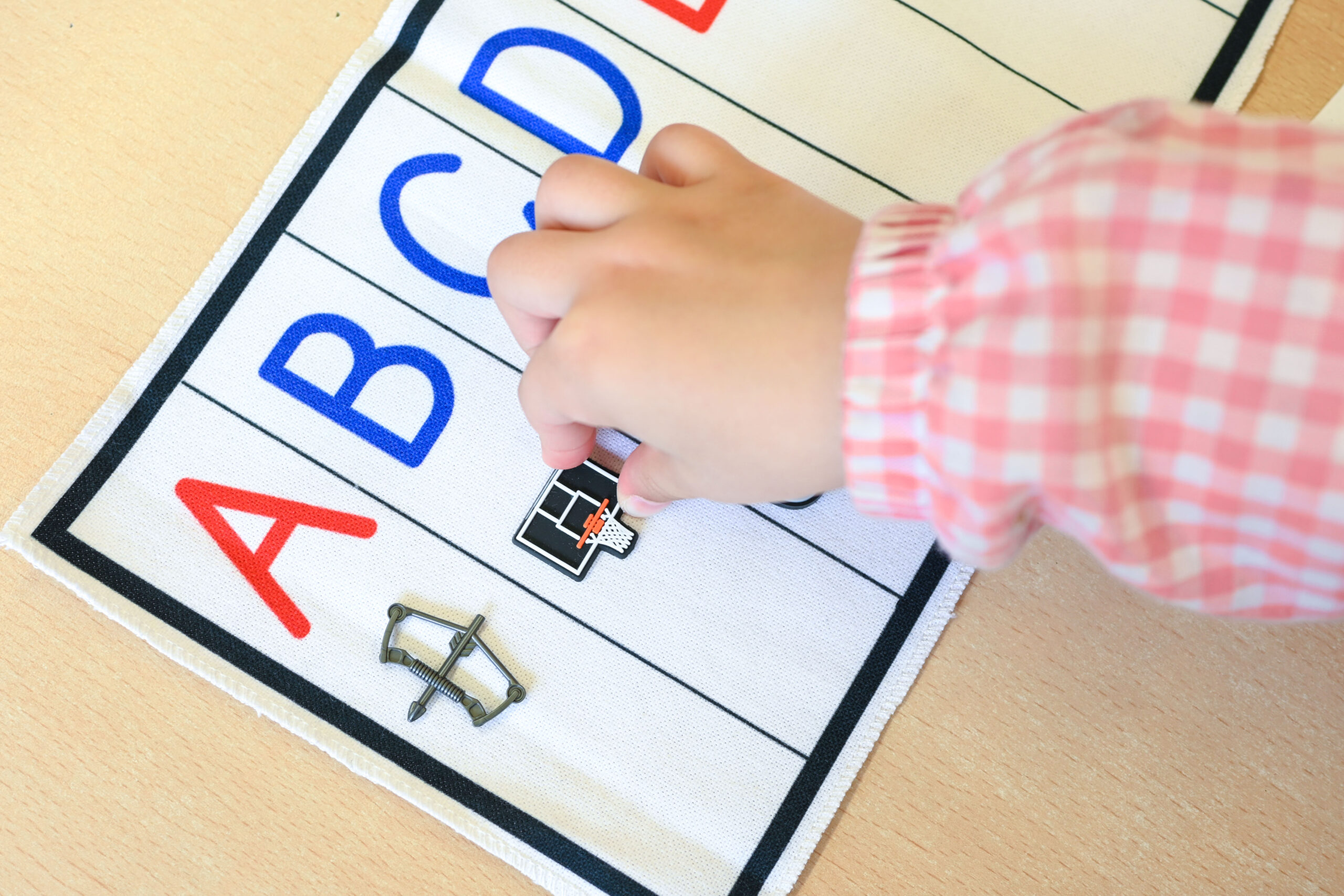 Coffret Collector Noël – Frise Alphabet + Set 1 Phonologique Montessori | Manipulation & Sons, dès 3 ans – Image 6