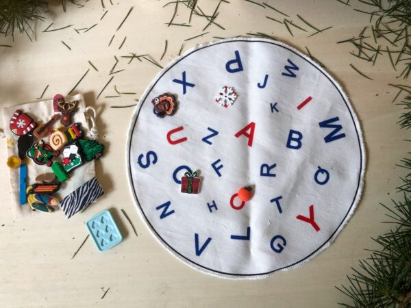 Cherche et Trouve Alphabet + 25 objets Noël – Image 2