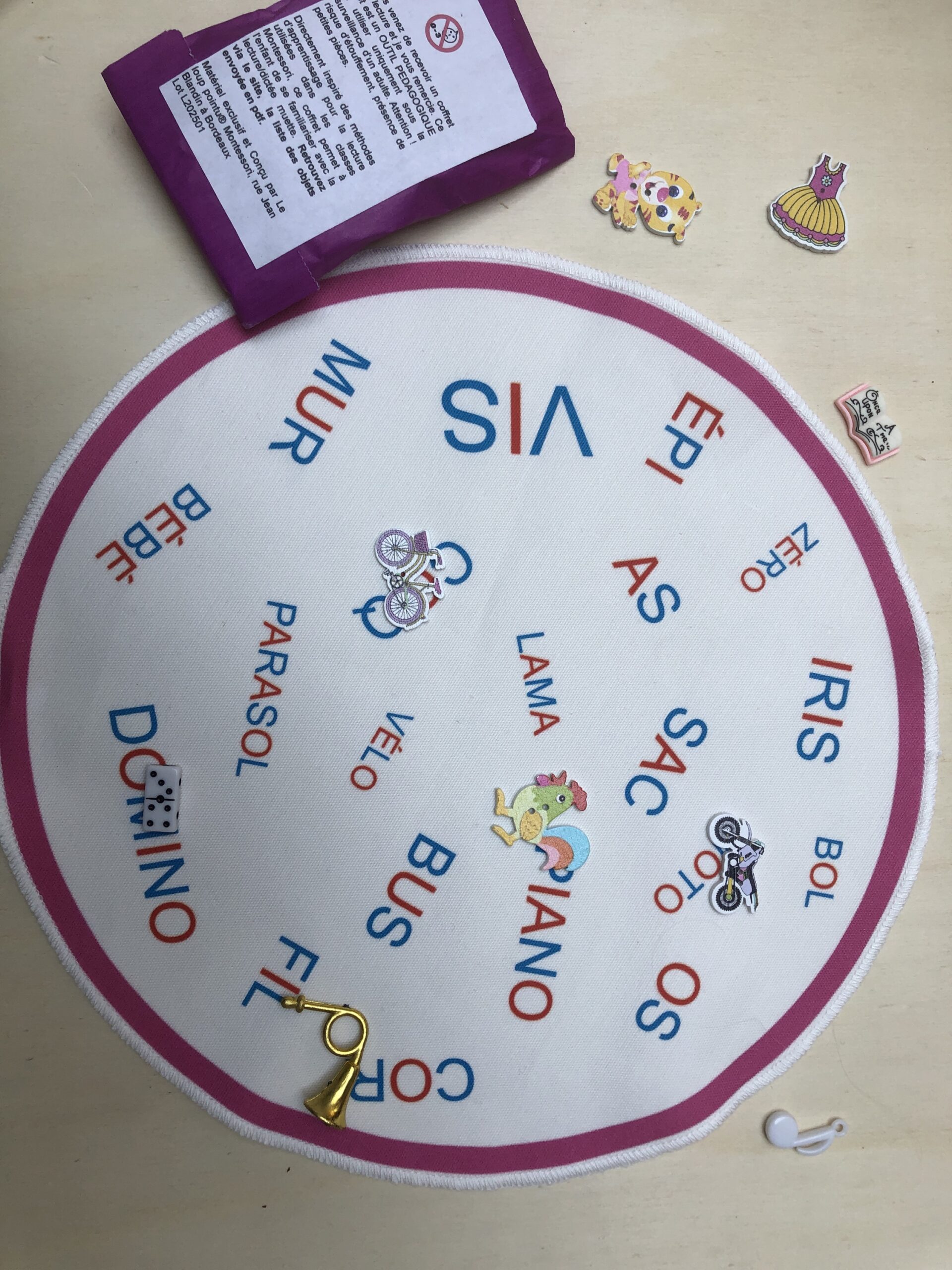 Coffret collector Noël - Lecture rose + map - jeune lecteur, dès 4/5ans – Image 2