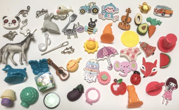 + 50 objets aléatoires (photo)